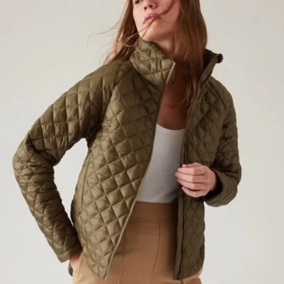 Athleta Whisper Featherless Puffer Jacket in Acacia Olive - Picture 3 of 4